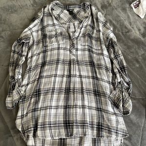 Wet Seal Black/White/Beige Flannel